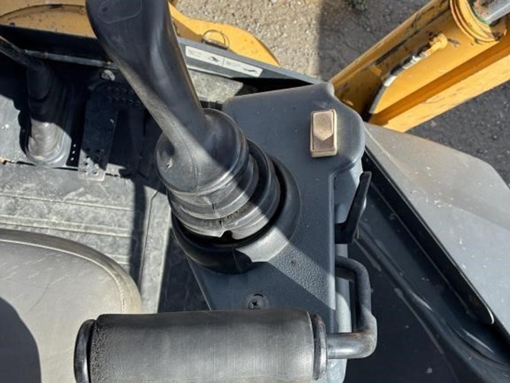 deere-710k-image-23