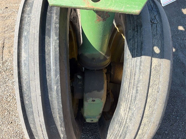 1952-john-deere-a-image-13