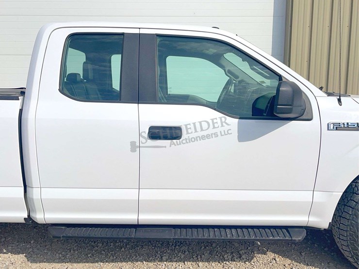 2017-ford-f150-image-18
