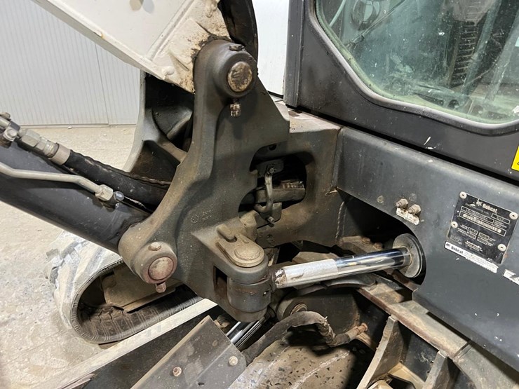 2022-bobcat-e42-image-12