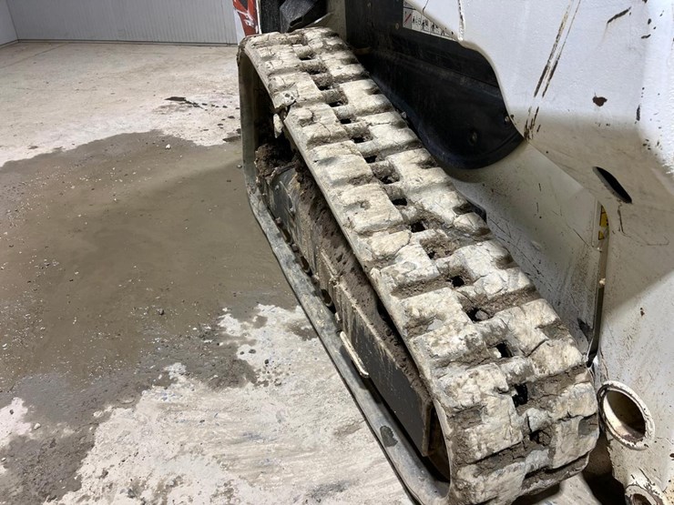 2022-bobcat-t64-image-22