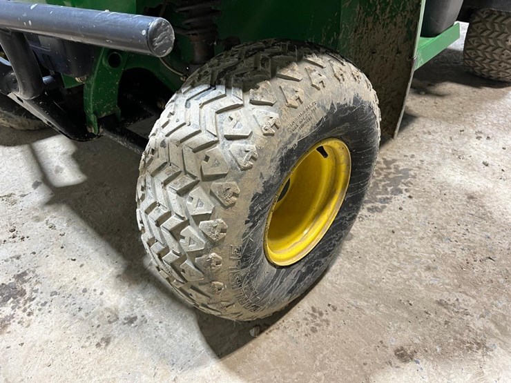john-deere-gator-image-10