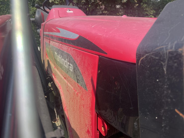 2019-mahindra-4540-image-19