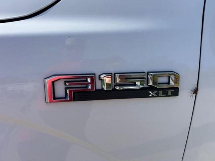 2015-ford-f150-image-25