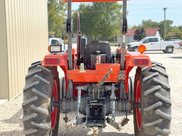 kubota-m4700-image-8