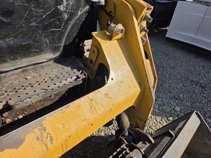 caterpillar-259d-image-14