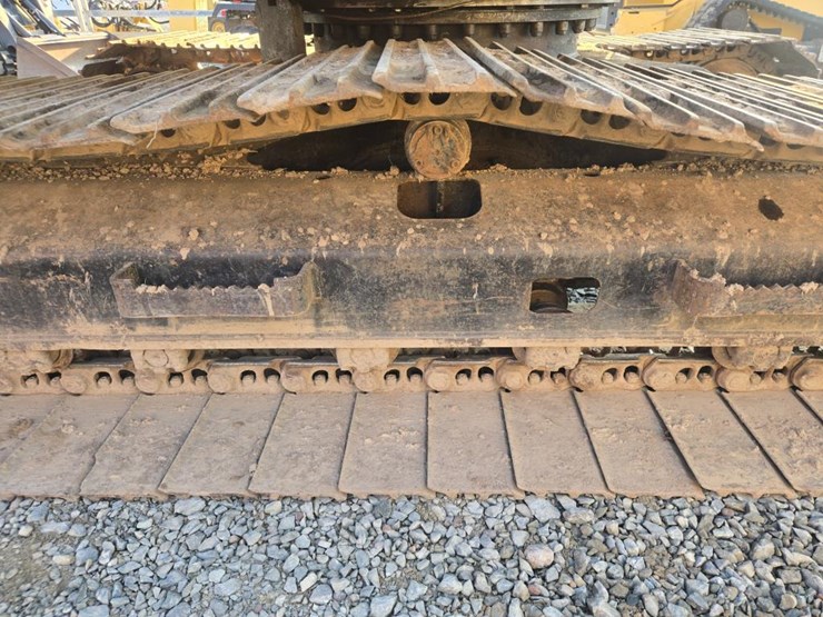 caterpillar-312-image-70