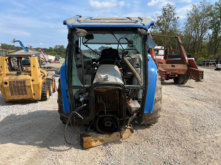 new-holland-t5050-image-8