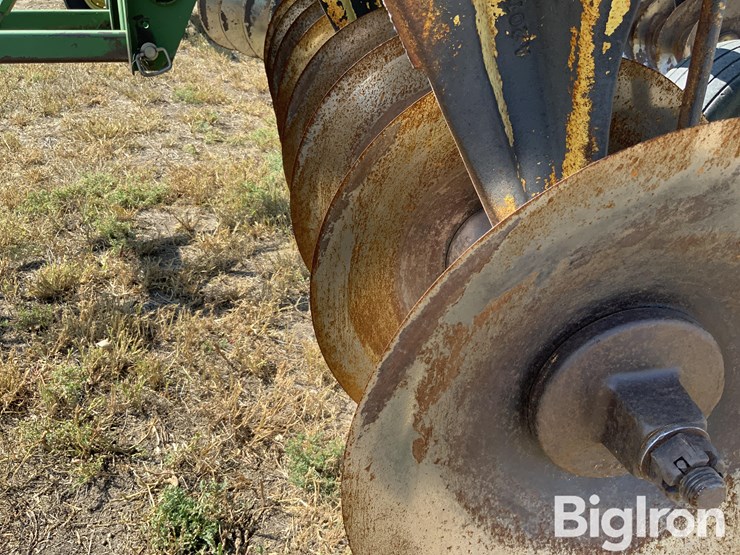john-deere-310-image-16