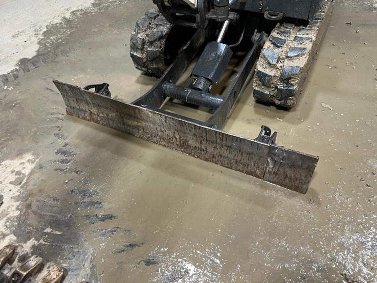 2019-bobcat-e20-image-11