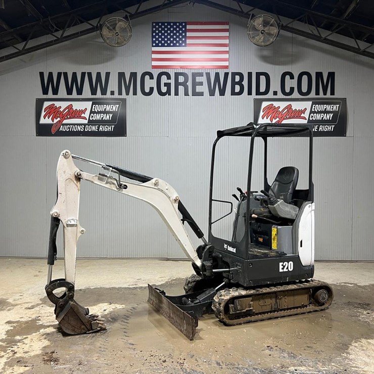 2019 BOBCAT E20