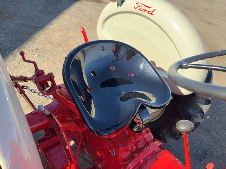 1961-ford-641-image-10