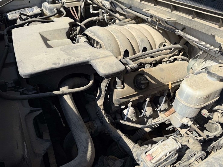 2018-chevrolet-1500-image-40