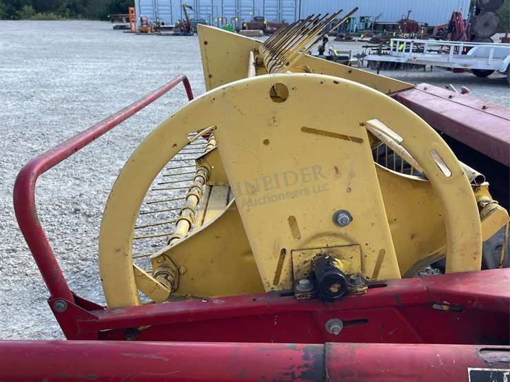 new-holland-472-image-16