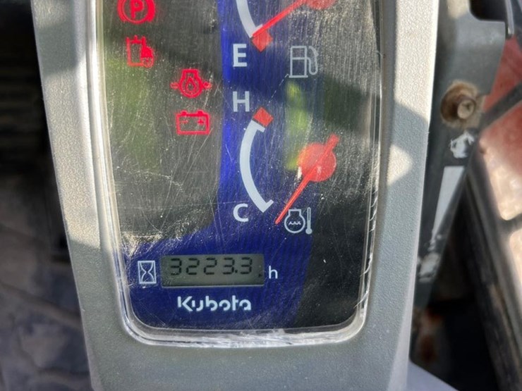 2017-kubota-svl75-2-image-22