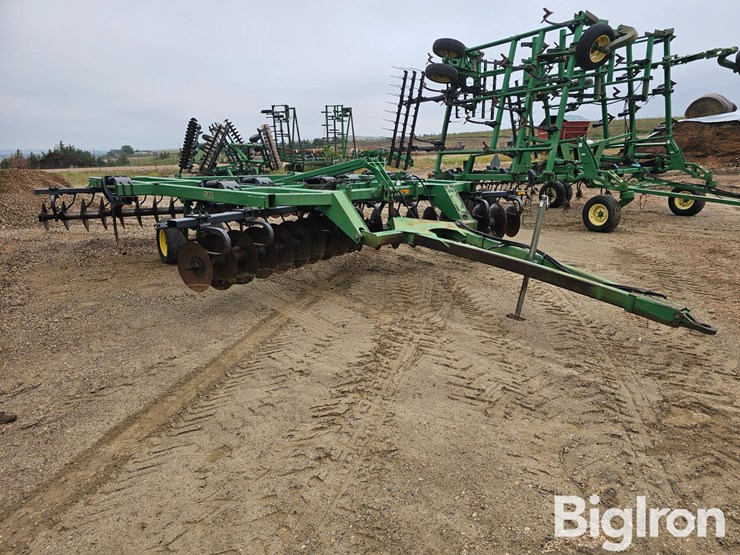 john-deere-510-image-3