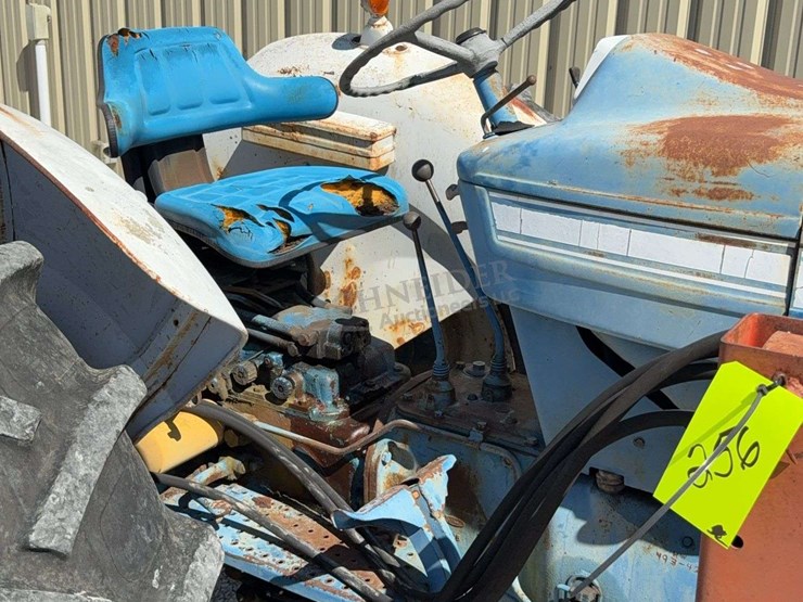 ford-5000-image-17