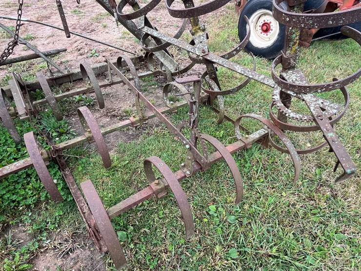 john-deere-16-image-7