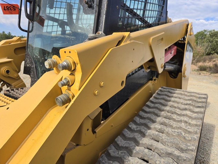 caterpillar-279d-image-19