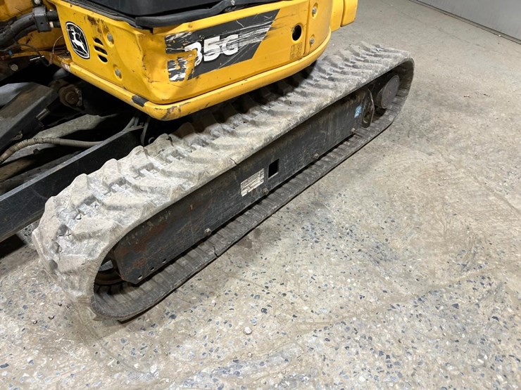 2022-deere-35g-image-16