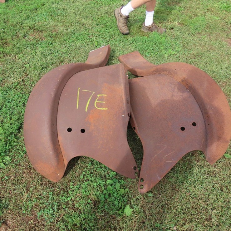1920's Chevrolet Front Fenders
