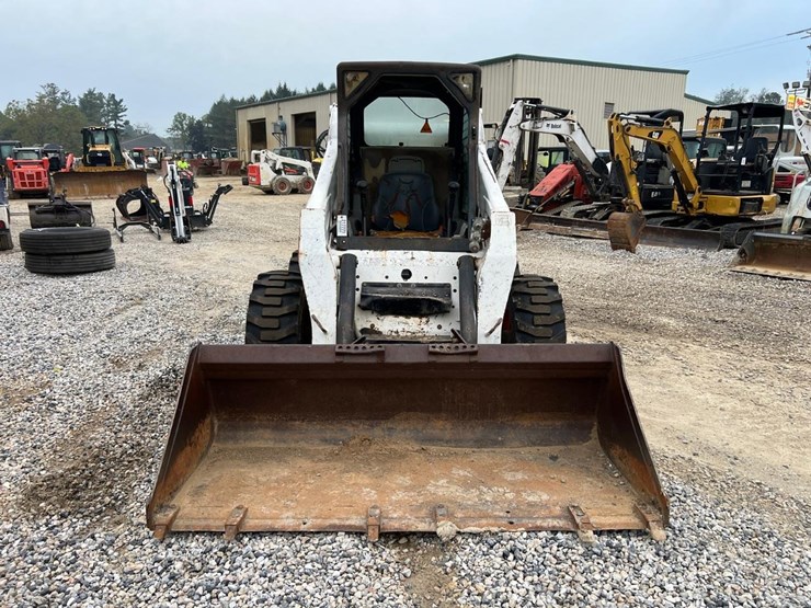 2008-bobcat-s300-image-8