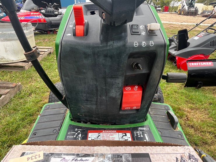 john-deere-lx176-image-7