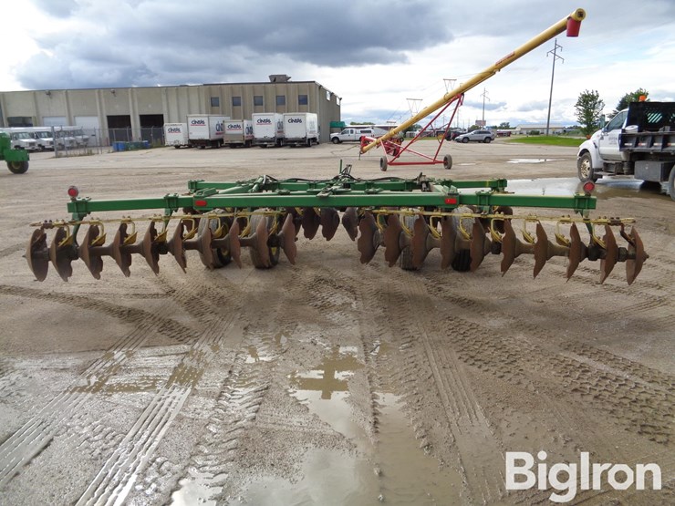 john-deere-1640-image-6