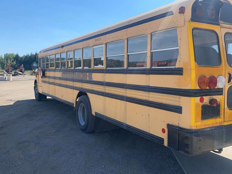 2009-blue-bird-bb-conventional-school-bus-image-8