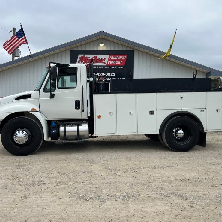 2017 INTERNATIONAL DURASTAR 4300