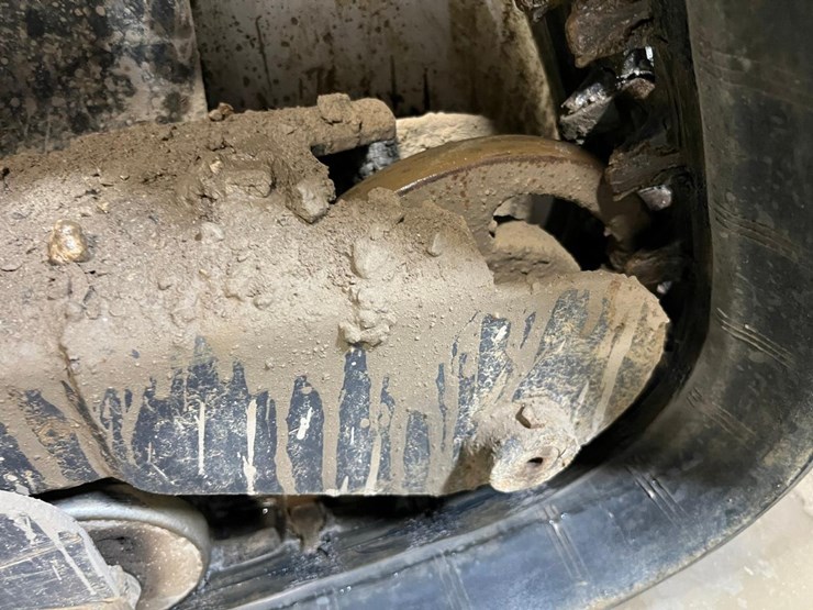 2019-bobcat-mt85-image-15