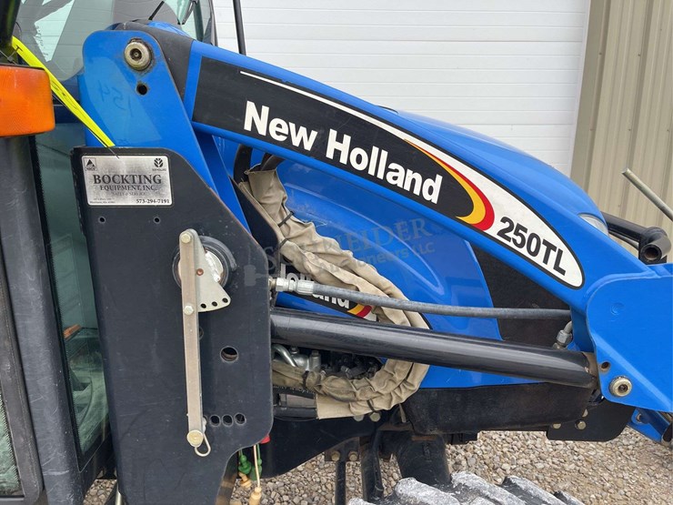 new-holland-tc45da-image-15
