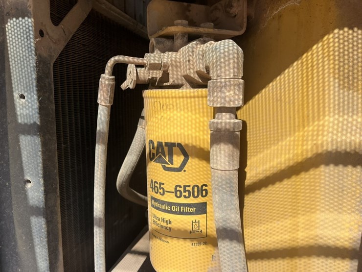 caterpillar-928g-image-84