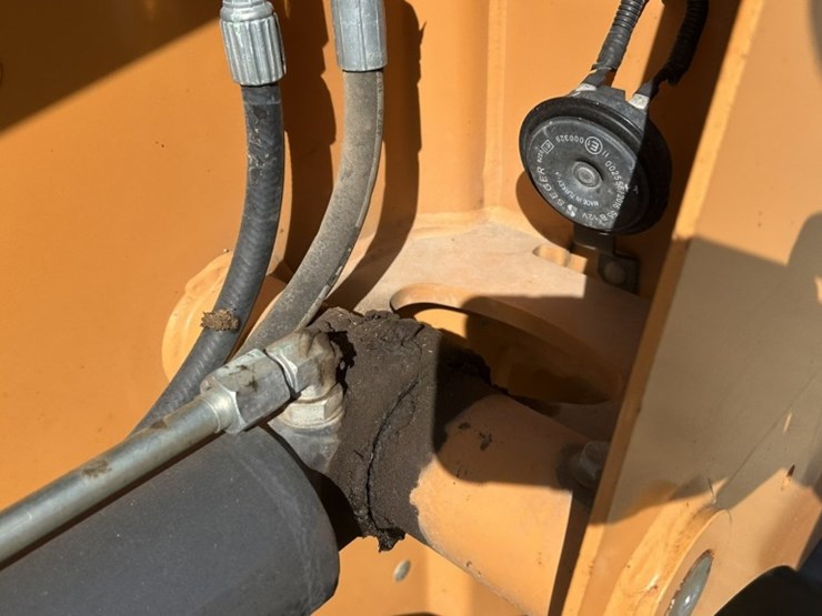 2019-case-tr340-image-25