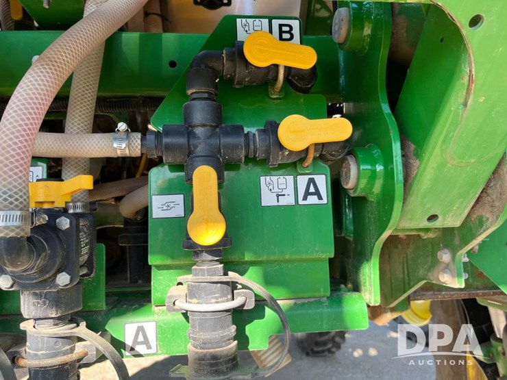 2019-john-deere-r4045-image-45
