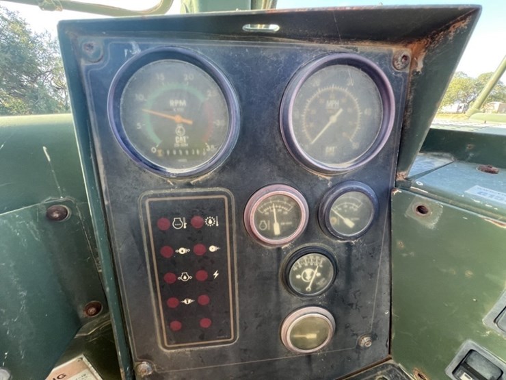 2008-caterpillar-613c-image-60