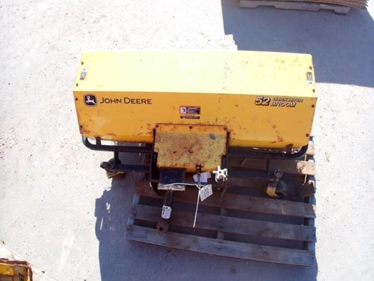 john-deere-52-image-14