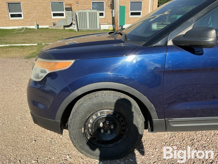 2011-ford-explorer-image-13