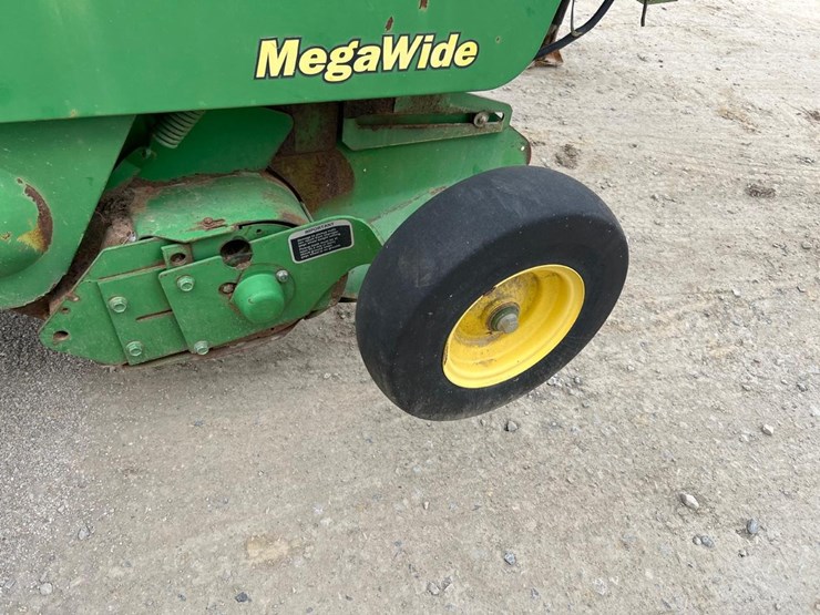 john-deere-567-image-23