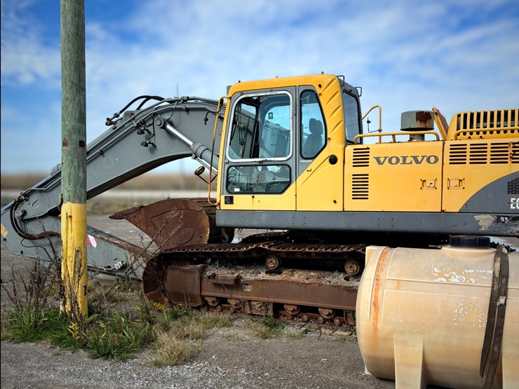 2005-volvo-ec330b-image-2