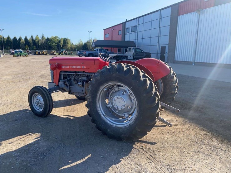 massey-ferguson-65-image-8