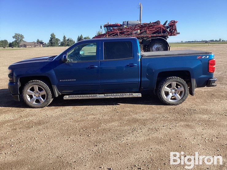 2018-chevrolet-silverado-1500-lt-image-8