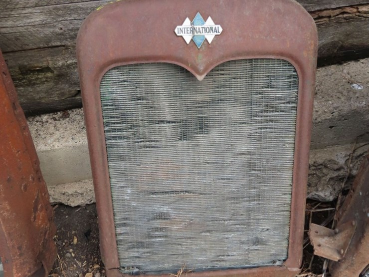 international-and-buick-radiator-group-image-3
