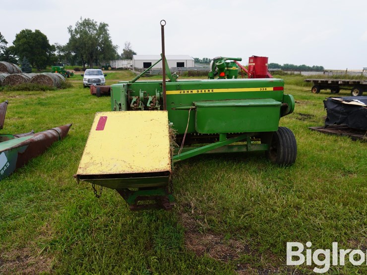 1980-john-deere-336-image-6