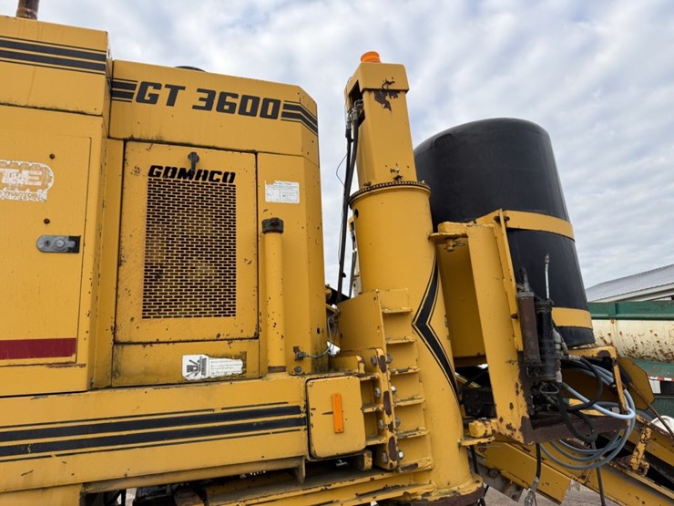 #1415-•-gomaco-gt3600-curb-machine-image-72
