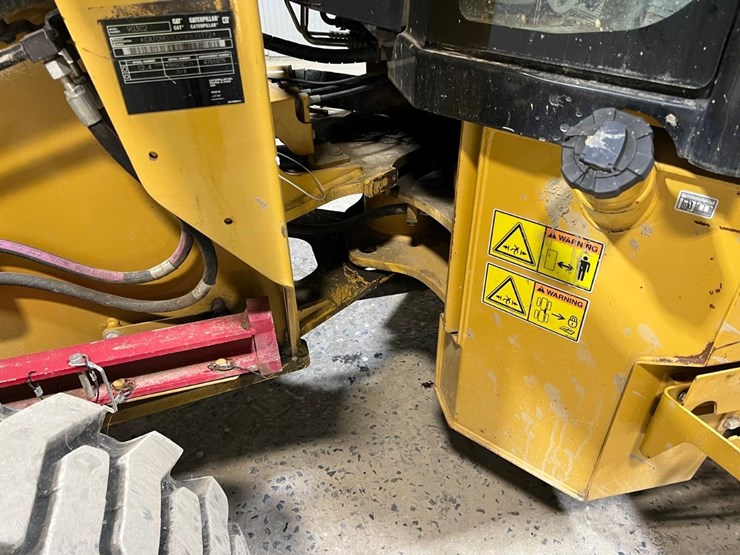 2017-caterpillar-903c2-image-15
