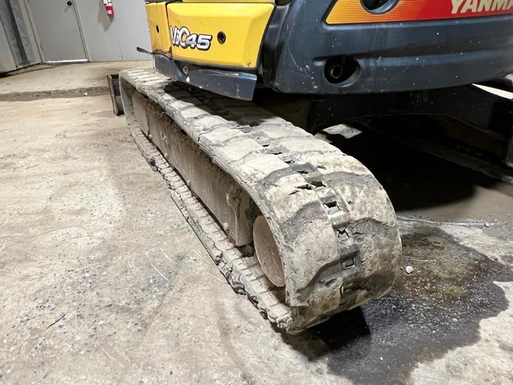2016-yanmar-vio45-6a-image-18