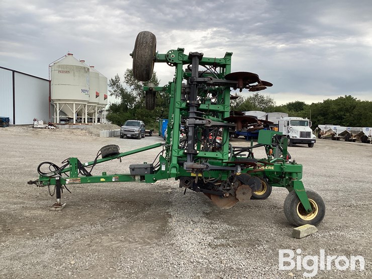 2014-john-deere-2510h-image-8