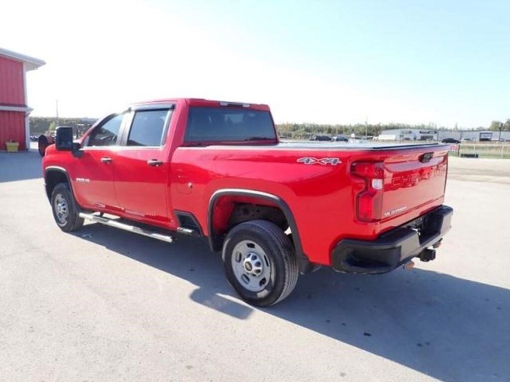 2022-chevrolet-2500-image-7