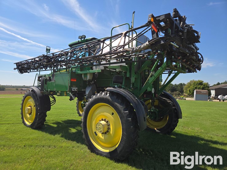 2011-john-deere-4830-image-7